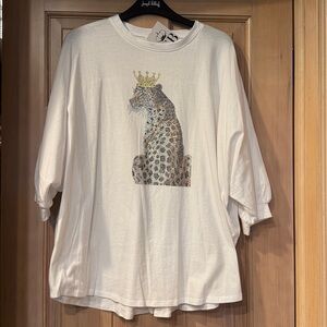 NWT - Coastal Bloom White Tee 3/4 Dolman Sleeve with Bling Leopard and Crown
